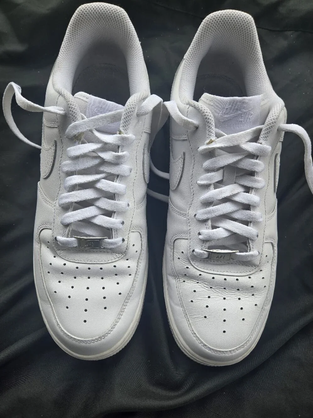 Nike Air Force minimalist white